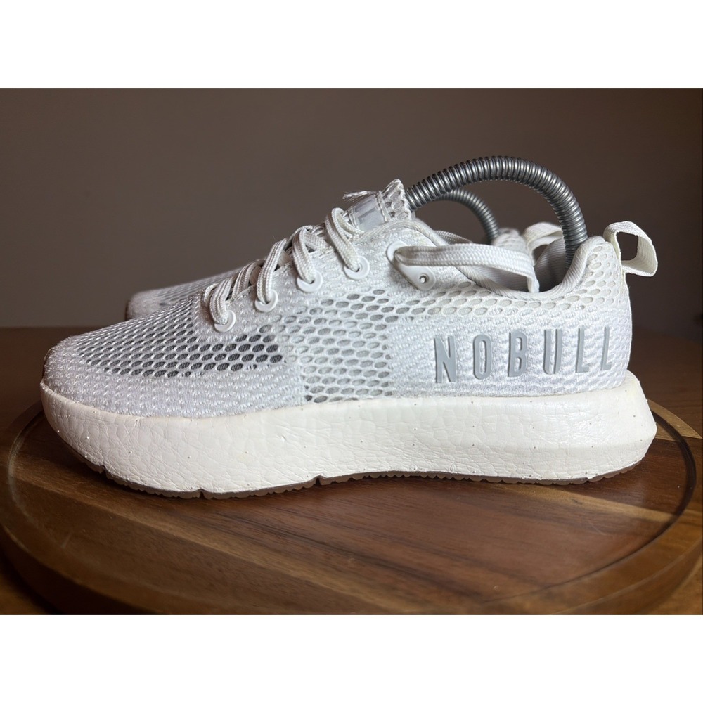 NOBULL White Drive Mesh Mens Shoes Size 7 Athletic Training Sneakers Gum Sole
